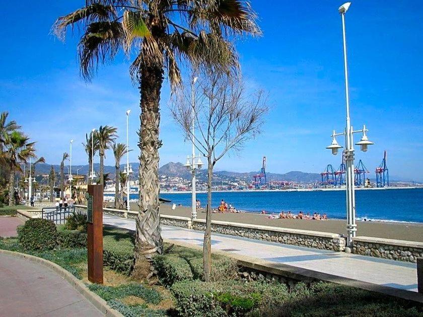 Munoz Degrain Apartamento Apartment Malaga Luaran gambar
